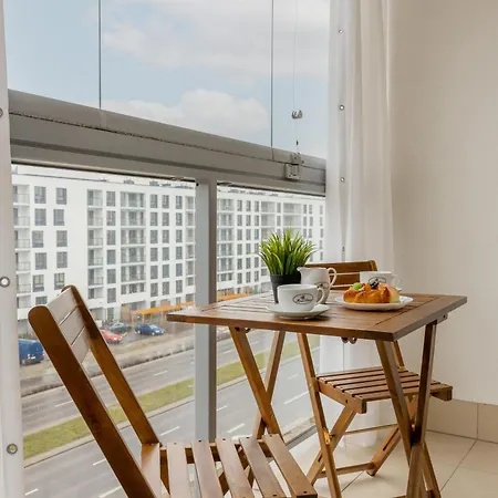 Lazurowa Street Parking & Balcony By Renters Apartment