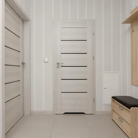 Lazurowa Street Parking & Balcony By Renters *