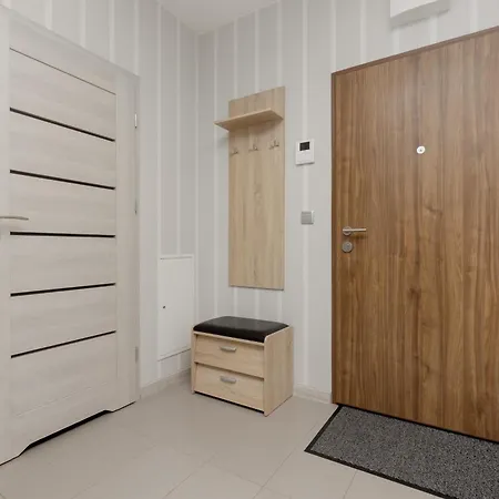 Apartament Lazurowa Street Parking & Balcony By Renters